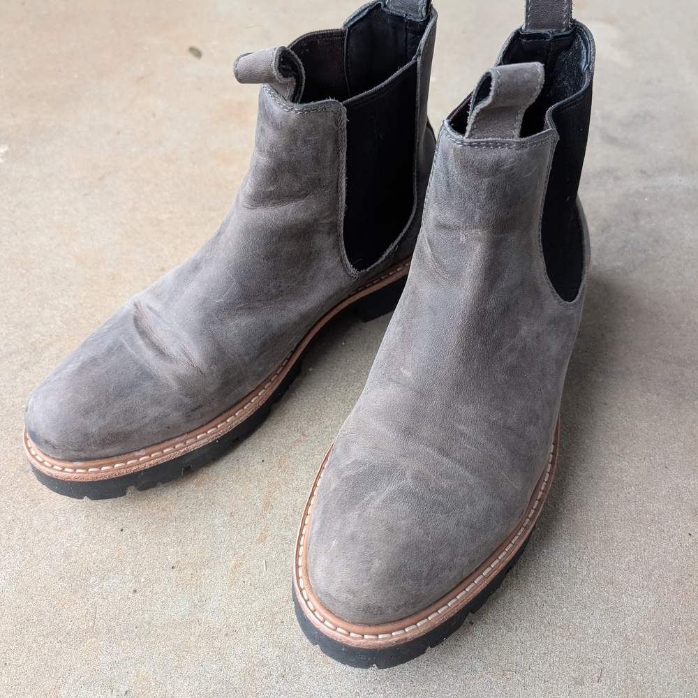 Womens Gray Chelsea Boots